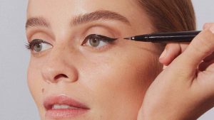 Applying Liquid Liner