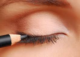 Applying Pencil Liner