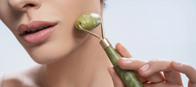 Sacheu Beauty Stainless Steel Facial Roller